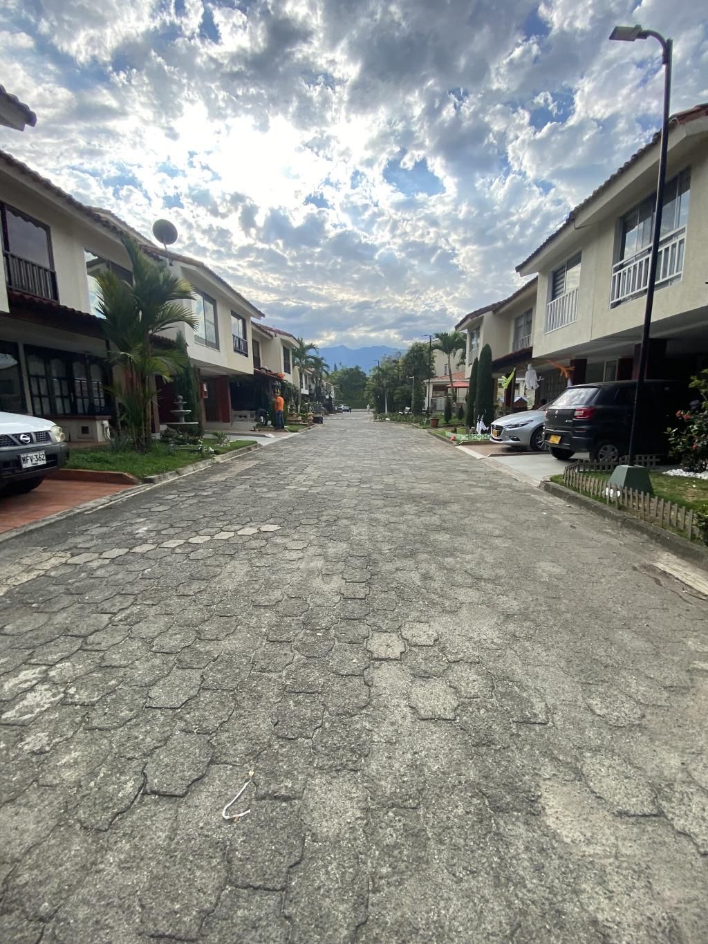 Casa en venta Valle Del Cauca Cali Quintas De Don Simón 200 m2 Habitaciones 3 Baños 3 Garajes 1 Precio $680000000