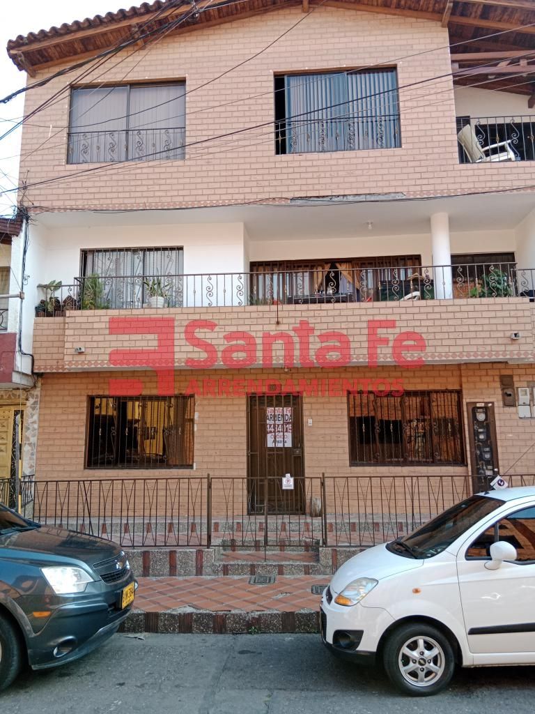 Casa en arriendo Antioquia Medellín Santa Fe 160 m2 Habitaciones 4 Baños 2 Garajes 0 Precio $2500000