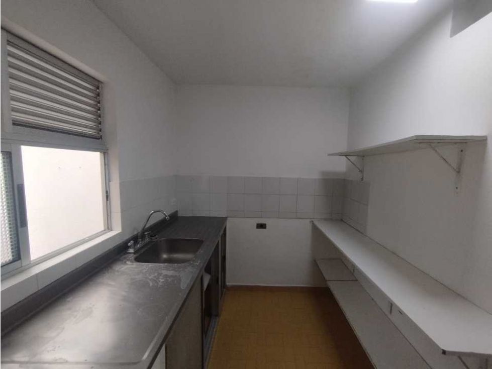 Casa en arriendo Antioquia Medellín Simon Bolivar 189 m2 Habitaciones 5 Baños 3 Garajes 0 Precio $4800000