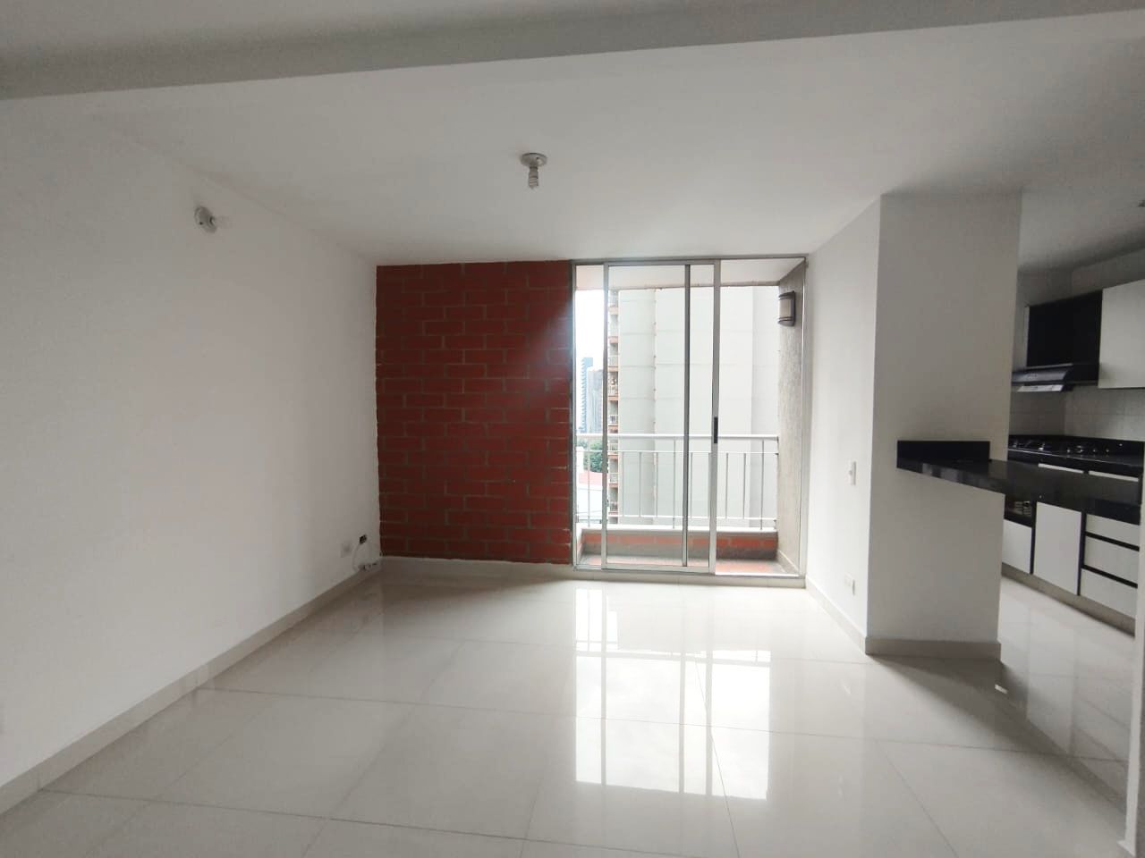 Apartamento en arriendo Antioquia Medellín Naranjitos 59 m2 Habitaciones 2 Baños 2 Garajes 1 Precio $2600000