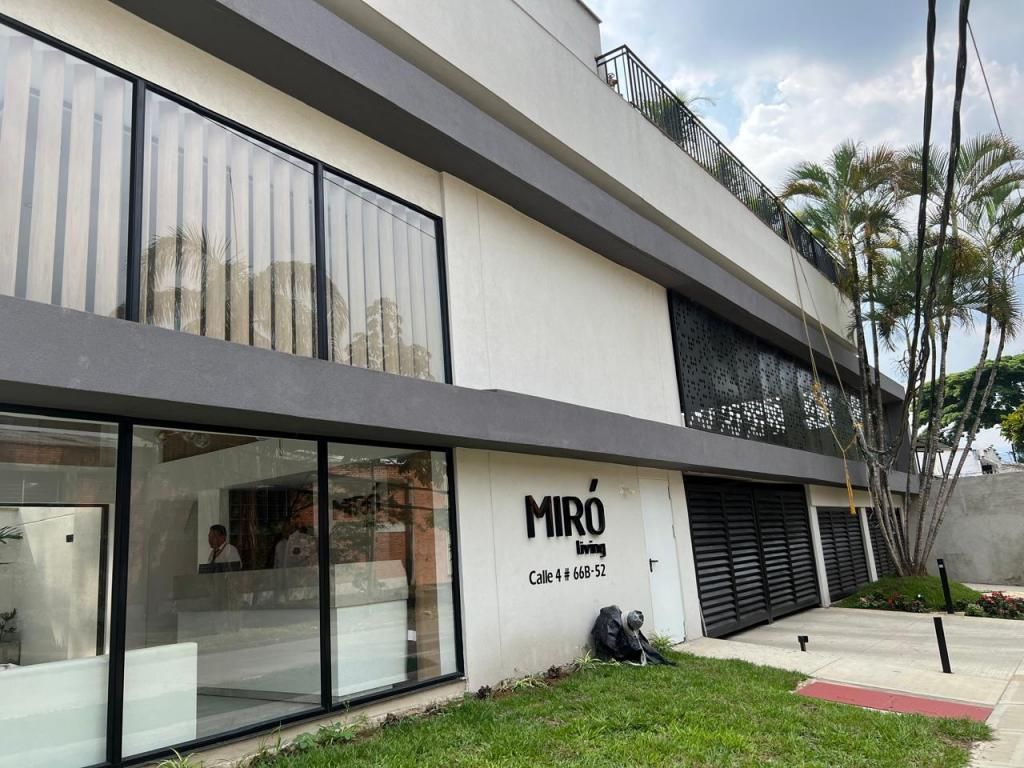 Apartaestudio en venta Valle Del Cauca Cali El Refugio 32 m2 Habitaciones 1 Baños 1 Garajes 1 Precio $265000000