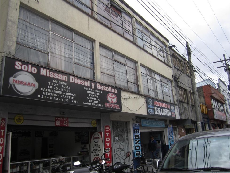 Casa en venta Cundinamarca Bogotá Siete De Agosto 960 m2 Habitaciones 15 Baños 6 Garajes 0 Precio $2000000000