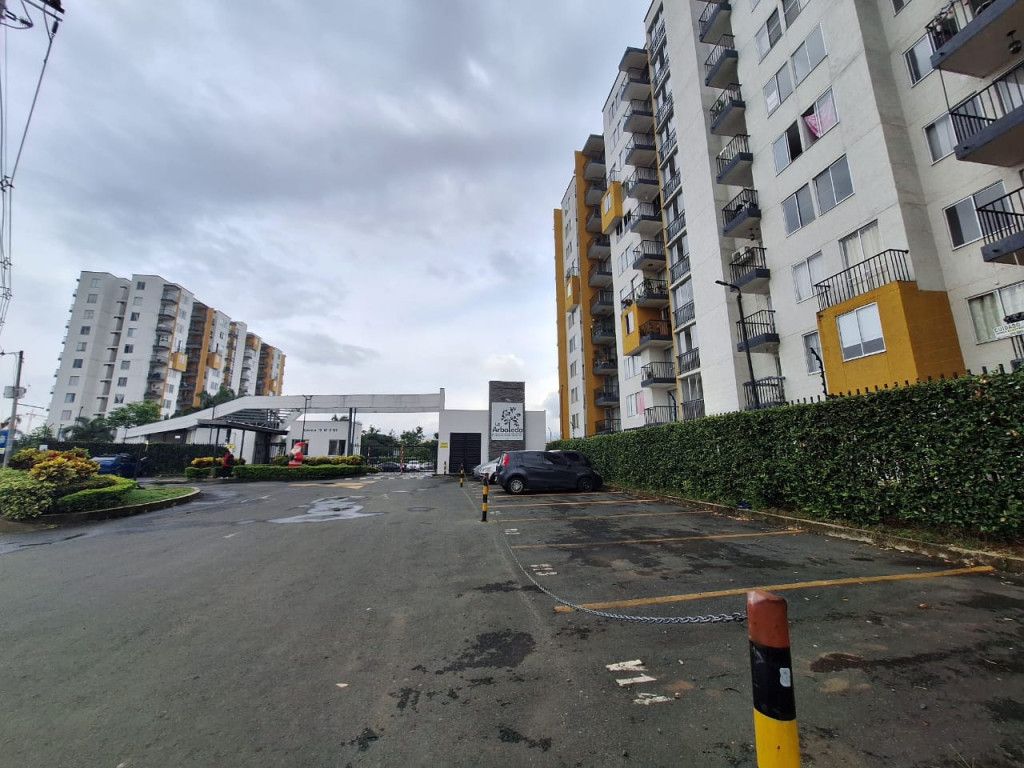 Apartamento en arriendo Valle Del Cauca Jamundí Cr La Arboleda 53 m2 Habitaciones 3 Baños 2 Garajes 1 Precio $900000