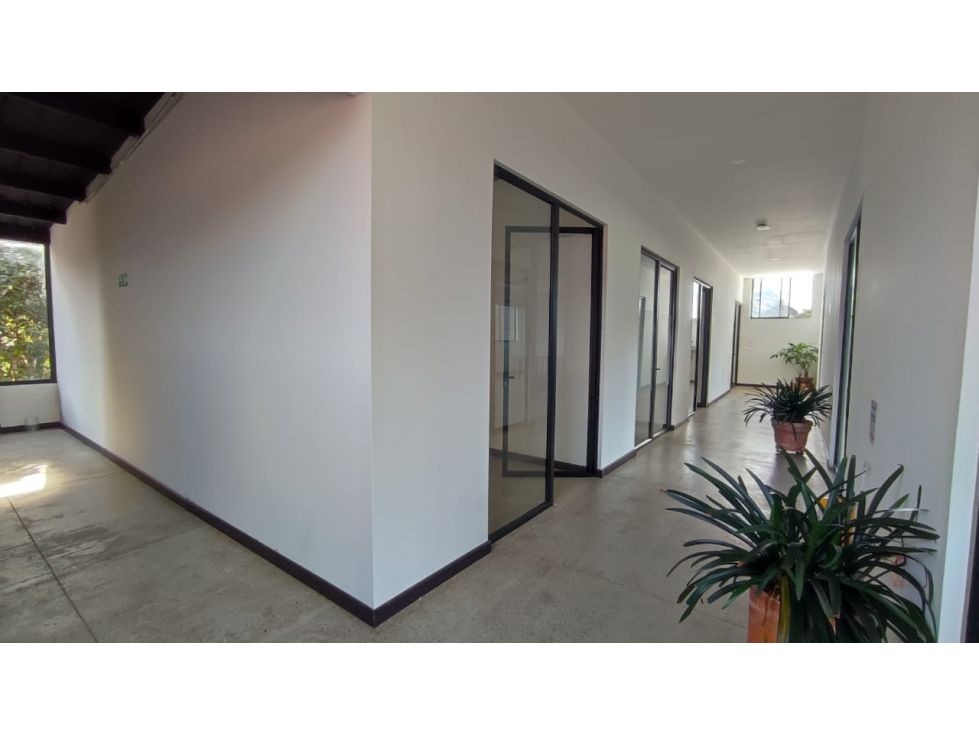 Oficina en arriendo Antioquia El Carmen De Viboral El Carmen De Viboral 19 m2 Habitaciones 0 Baños 1 Garajes 1 Precio $1300000