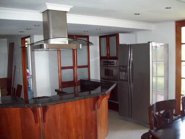 Casa en arriendo Antioquia Envigado La Mesa 6500 m2 Habitaciones 5 Baños 6 Garajes 4 Precio $12400000