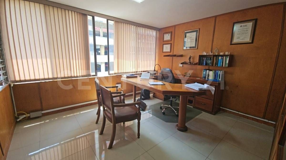 Oficina en arriendo Valle Del Cauca Cali Santa Rosa 90 m2 Habitaciones 0 Baños 0 Garajes 0 Precio $2350000