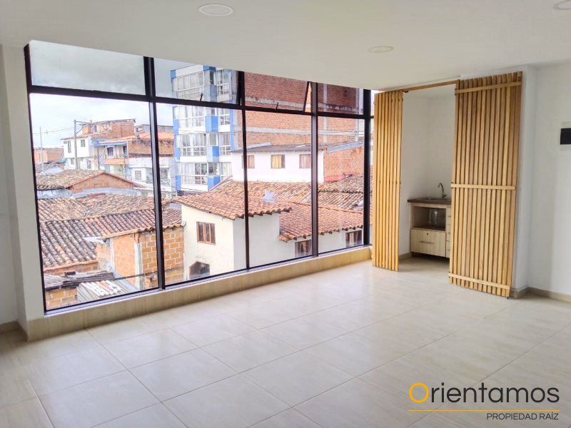 Oficina en arriendo Antioquia Rionegro Centro 38 m2 Habitaciones 0 Baños 1 Garajes 0 Precio $1300000
