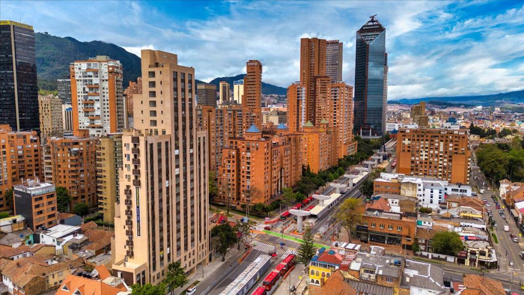 Apartaestudio en venta Cundinamarca Bogotá Samper 33 m2 Habitaciones 1 Baños 1 Garajes 0 Precio $305000000