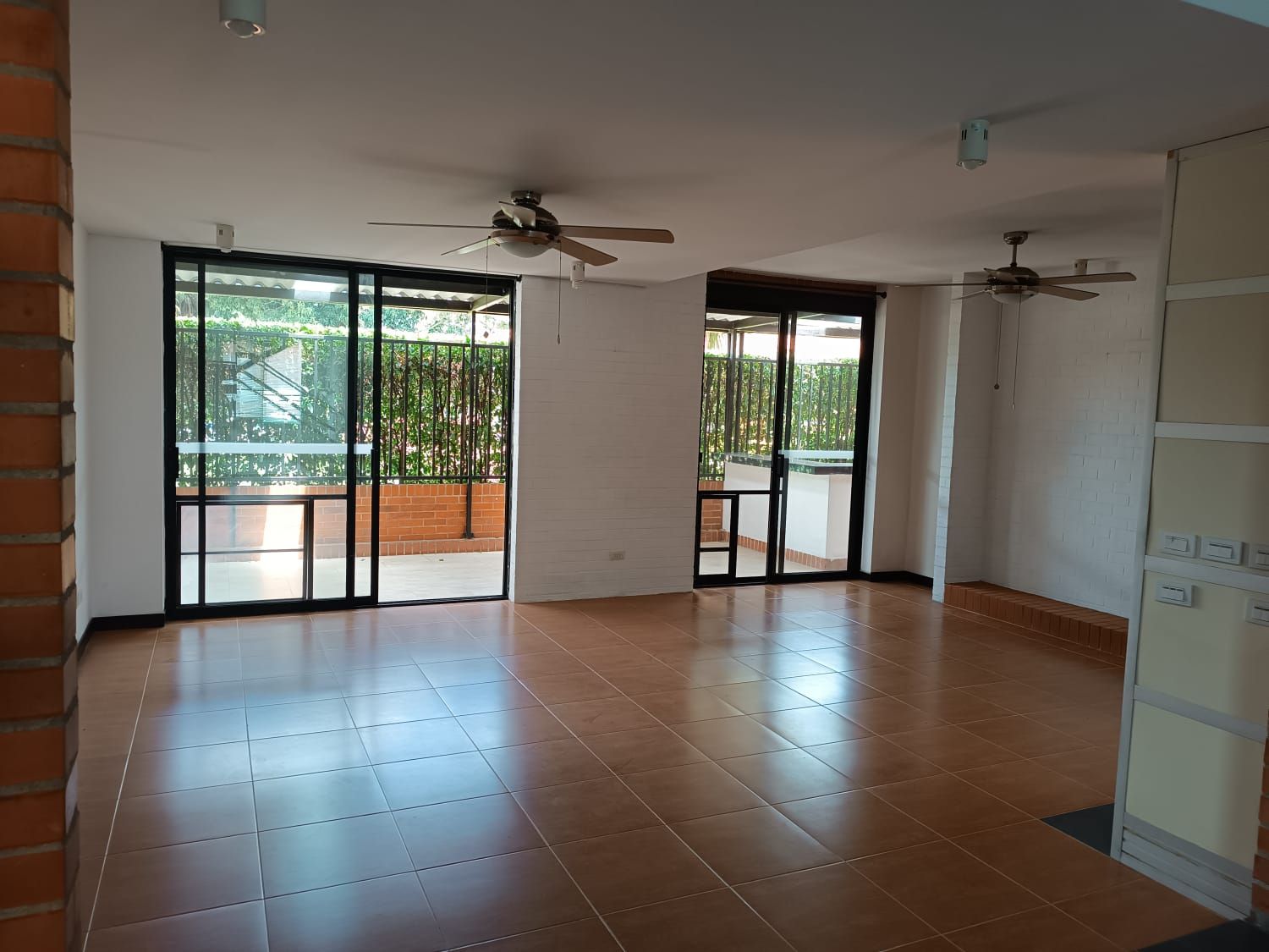 Casa en arriendo Valle Del Cauca Jamundí Ub Alferez Real 224 m2 Habitaciones 3 Baños 3 Garajes 3 Precio $3600000