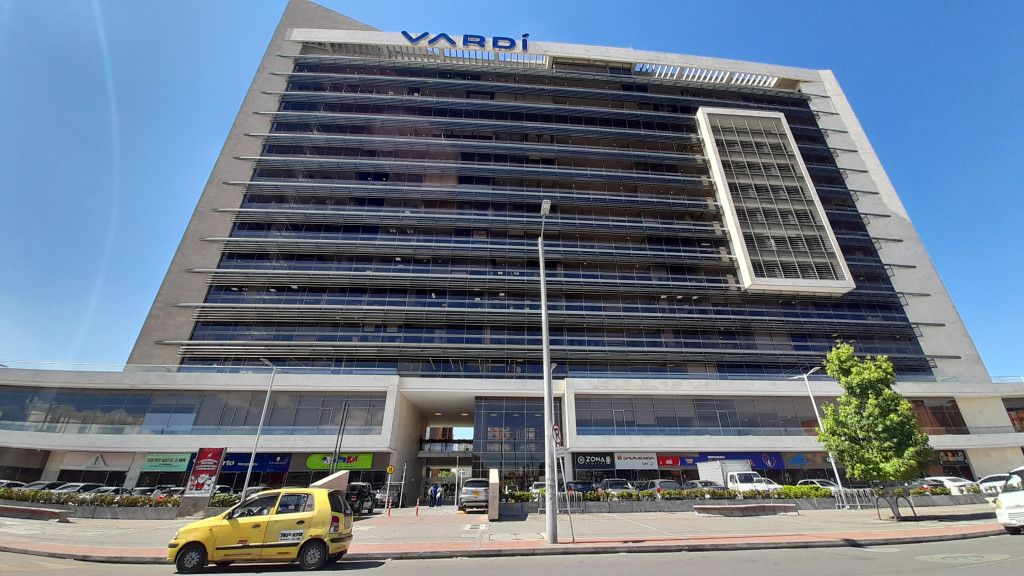 Oficina en venta Cundinamarca Bogotá Santa Rosa 42 m2 Habitaciones 0 Baños 0 Garajes 1 Precio $550000000