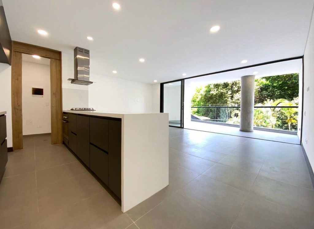 Apartamento en venta Antioquia Medellín El Nogal- Los Almendros 122 m2 Habitaciones 2 Baños 2 Garajes 1 Precio $940000000