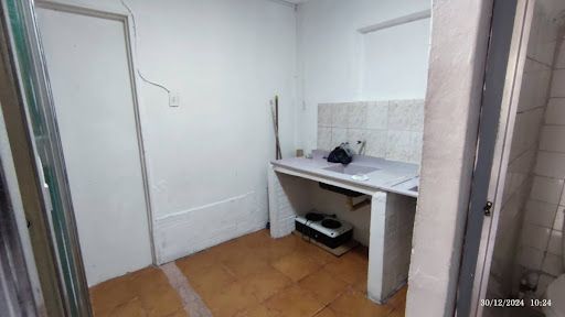 Local en arriendo Antioquia Medellín Girardot 40 m2 Habitaciones 0 Baños 1 Garajes 0 Precio $900000