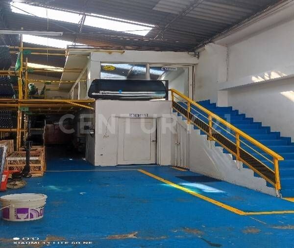 Bodega en venta Cundinamarca Bogotá Acevedo Tejada 160 m2 Habitaciones 0 Baños 2 Garajes 0 Precio $1200000000