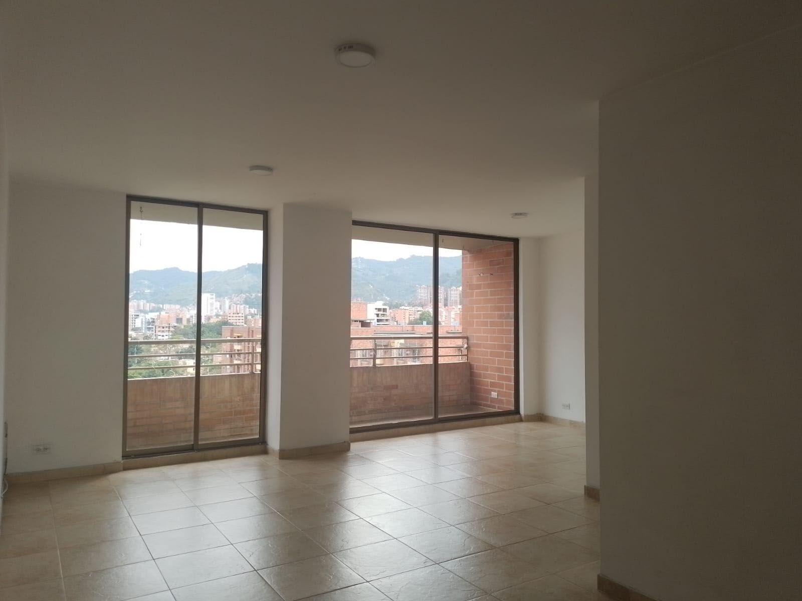 Apartamento en arriendo Antioquia Medellín Lorena 104 m2 Habitaciones 3 Baños 2 Garajes 1 Precio $4300000