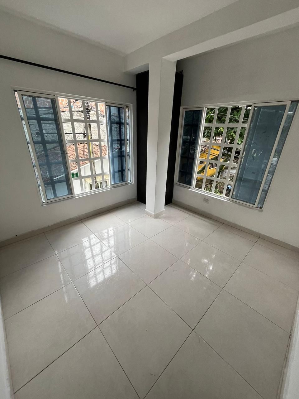 Casa en venta Valle Del Cauca Cali Caney 240 m2 Habitaciones 12 Baños 7 Garajes 0 Precio $750000000