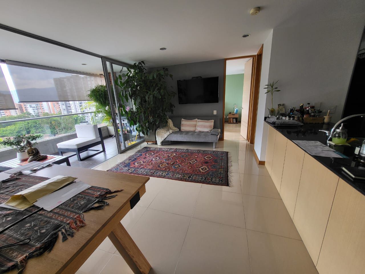 Apartamento en arriendo Antioquia Envigado El Esmeraldal 96 m2 Habitaciones 2 Baños 3 Garajes 0 Precio $5500000