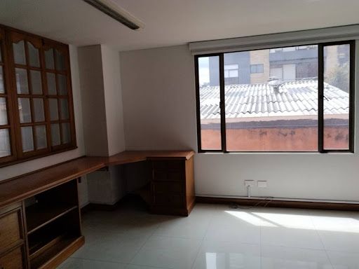 Oficina en arriendo Cundinamarca Bogotá San Patricio 25 m2 Habitaciones 0 Baños 1 Garajes 1 Precio $1750000