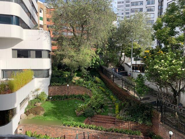 Apartamento en venta Cundinamarca Bogotá Los Rosales 195 m2 Habitaciones 3 Baños 3 Garajes 2 Precio $1600000000