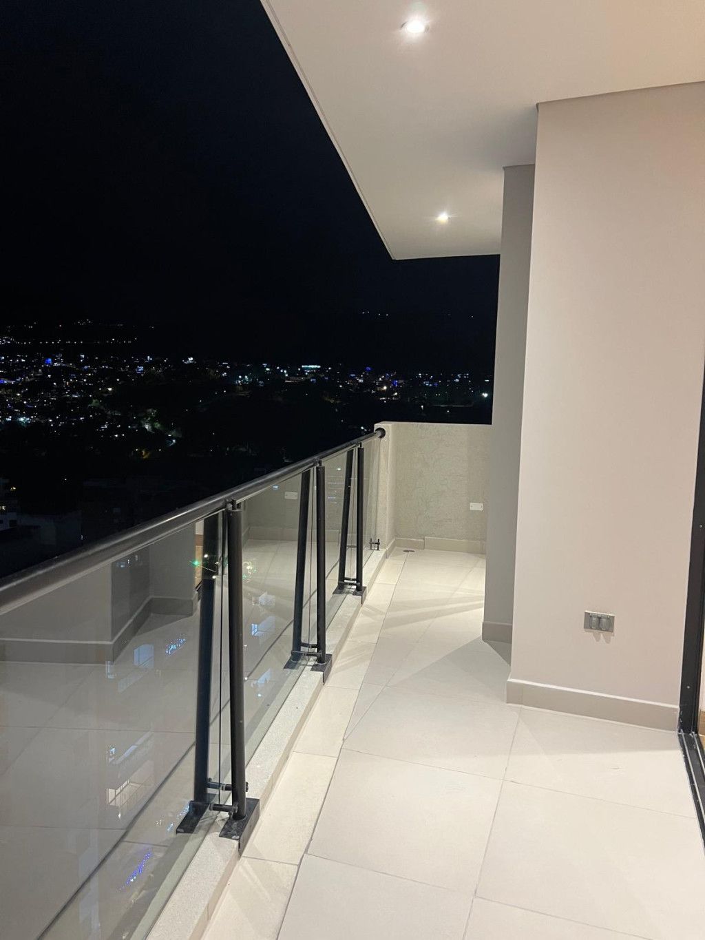 Apartamento en venta Valle Del Cauca Cali San Pedro 85 m2 Habitaciones 2 Baños 2 Garajes 1 Precio $660000000