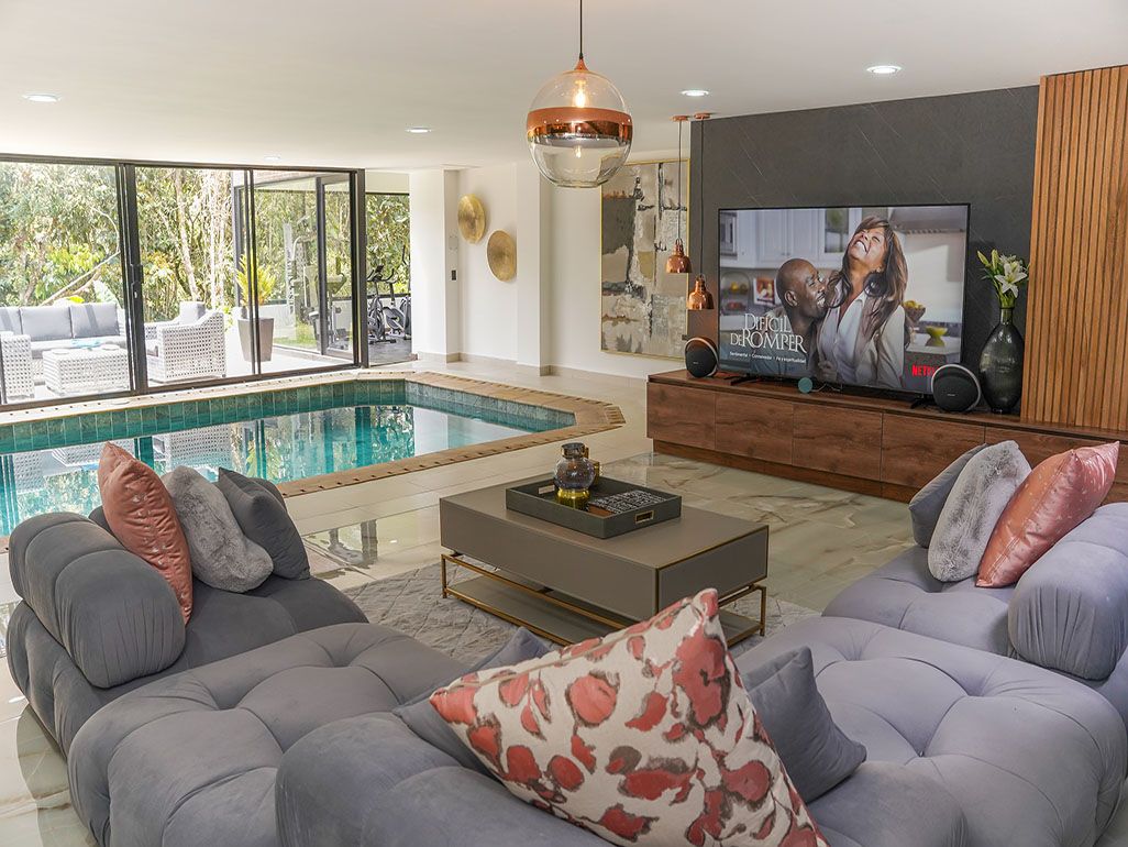 Casa en venta Antioquia Envigado Vereda El Peñasco 670 m2 Habitaciones 5 Baños 6 Garajes 3 Precio $5950000000