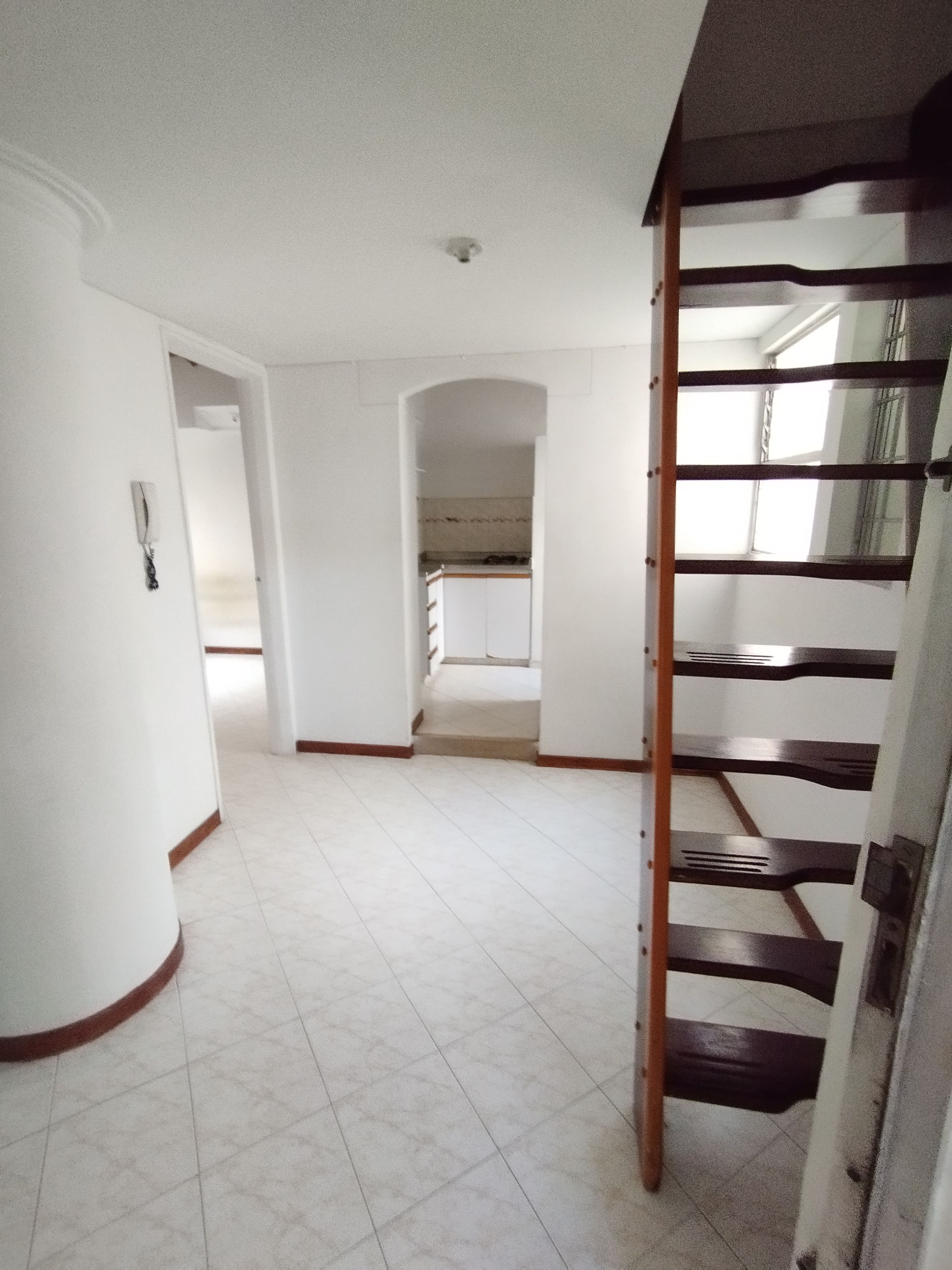 Apartaestudio en arriendo Antioquia Medellín El Velodromo 45 m2 Habitaciones 1 Baños 1 Garajes 0 Precio $1500000