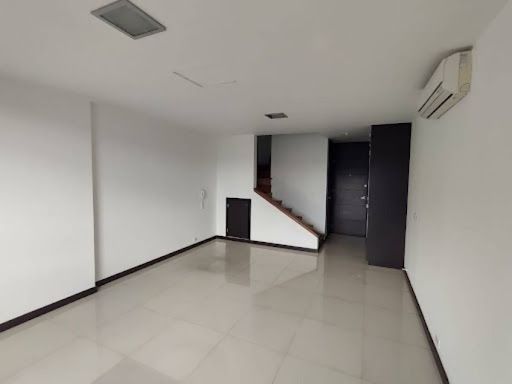 Oficina en venta Antioquia Medellín Castropol 60 m2 Habitaciones 0 Baños 2 Garajes 1 Precio $470000000