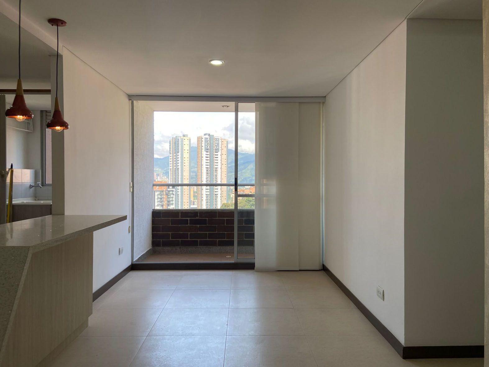 Apartamento en arriendo Antioquia Sabaneta Pan De Azúcar 70 m2 Habitaciones 3 Baños 2 Garajes 1 Precio $2500000