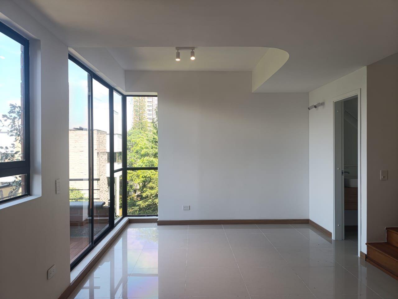 Apartaestudio en arriendo Antioquia Medellín San Lucas 73 m2 Habitaciones 1 Baños 2 Garajes 1 Precio $3850000