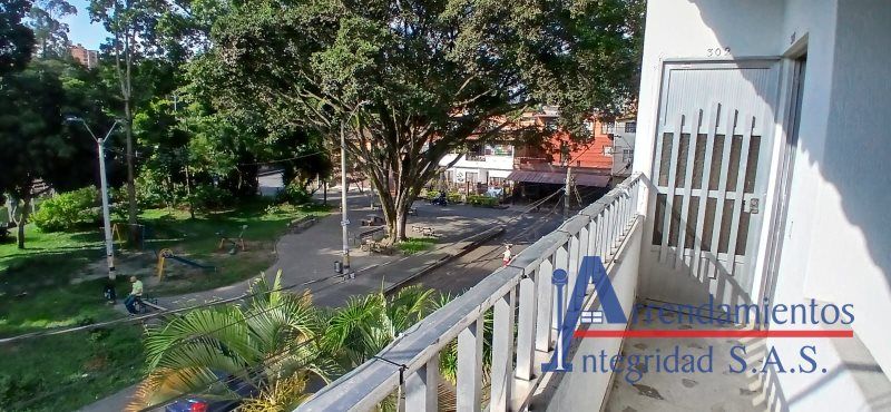 Apartamento en arriendo Antioquia Medellín Santa Lucia 140 m2 Habitaciones 3 Baños 2 Garajes 0 Precio $2500000