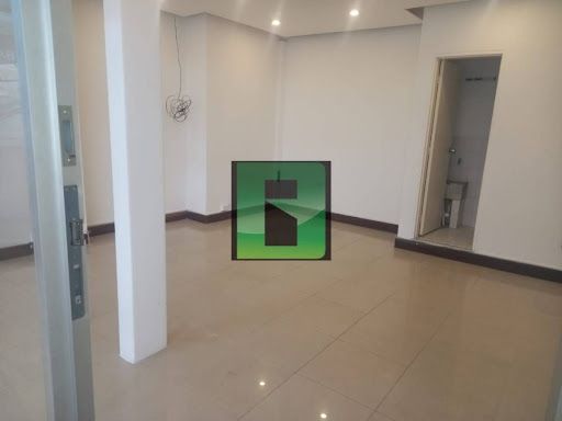Local en arriendo Antioquia Medellín La Candelaria 24 m2 Habitaciones 0 Baños 1 Garajes 0 Precio $2000000