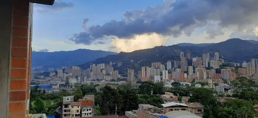 Apartamento en arriendo Antioquia Itagüí Yarumito 85 m2 Habitaciones 3 Baños 2 Garajes 1 Precio $3200000