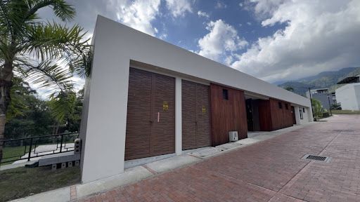 Casa en venta Tolima Ibagué Cr Cerro Azul Del Vergel 260 m2 Habitaciones 4 Baños 4 Garajes 2 Precio $1100000000