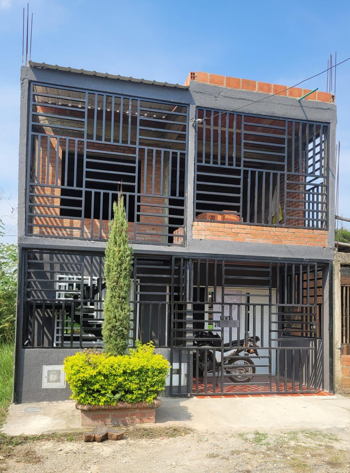 Casa en venta Valle Del Cauca Jamundí Ub Alferez Real 72 m2 Habitaciones 3 Baños 1 Garajes 1 Precio $214000000