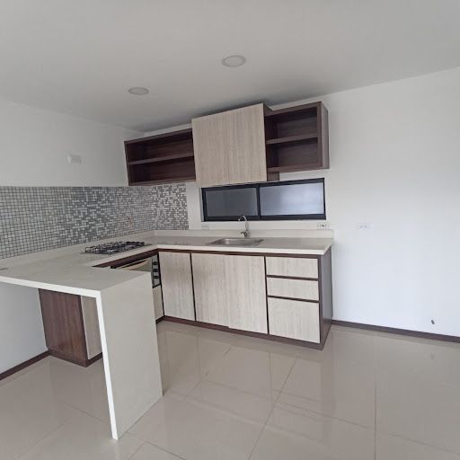 Apartamento en arriendo Antioquia Sabaneta Entre Amigos 80 m2 Habitaciones 2 Baños 2 Garajes 1 Precio $3000000
