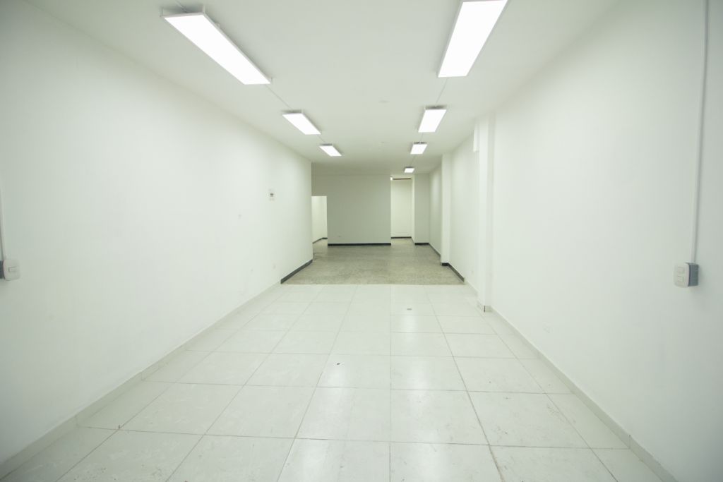 Local en arriendo Cundinamarca Bogotá Prado Pinzón 95 m2 Habitaciones 0 Baños 1 Garajes 0 Precio $2500000
