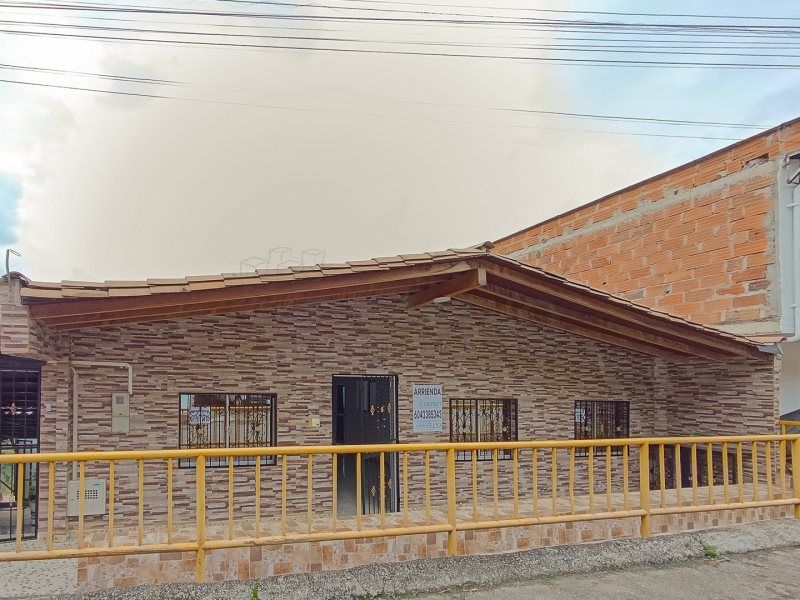 Apartamento en arriendo Antioquia Medellín El Rincon 110 m2 Habitaciones 3 Baños 4 Garajes 0 Precio $2500000