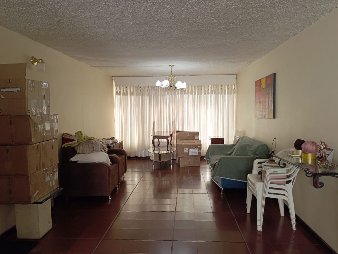 Casa en venta Antioquia Medellín La Palma 274 m2 Habitaciones 4 Baños 3 Garajes 2 Precio $1050000000