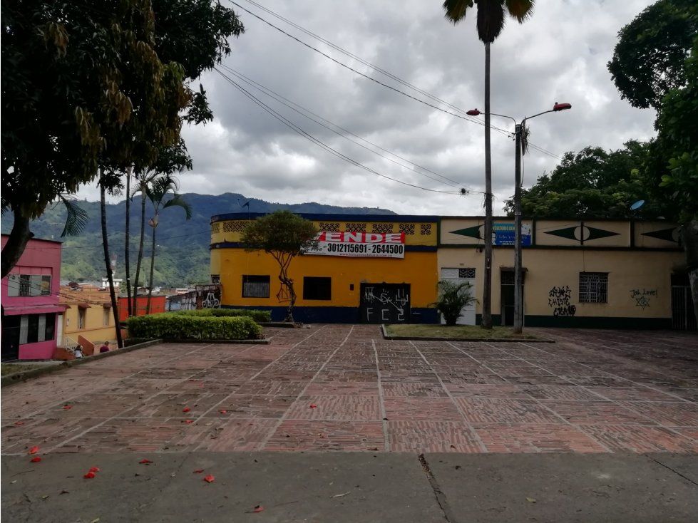 Lote en venta Tolima Ibagué Estacion 211 m2 Habitaciones 0 Baños 0 Garajes 0 Precio $450000000