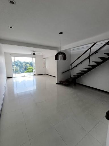 Apartamento en arriendo Risaralda Pereira Pereira 164 m2 Habitaciones 2 Baños 3 Garajes 1 Precio $4250000