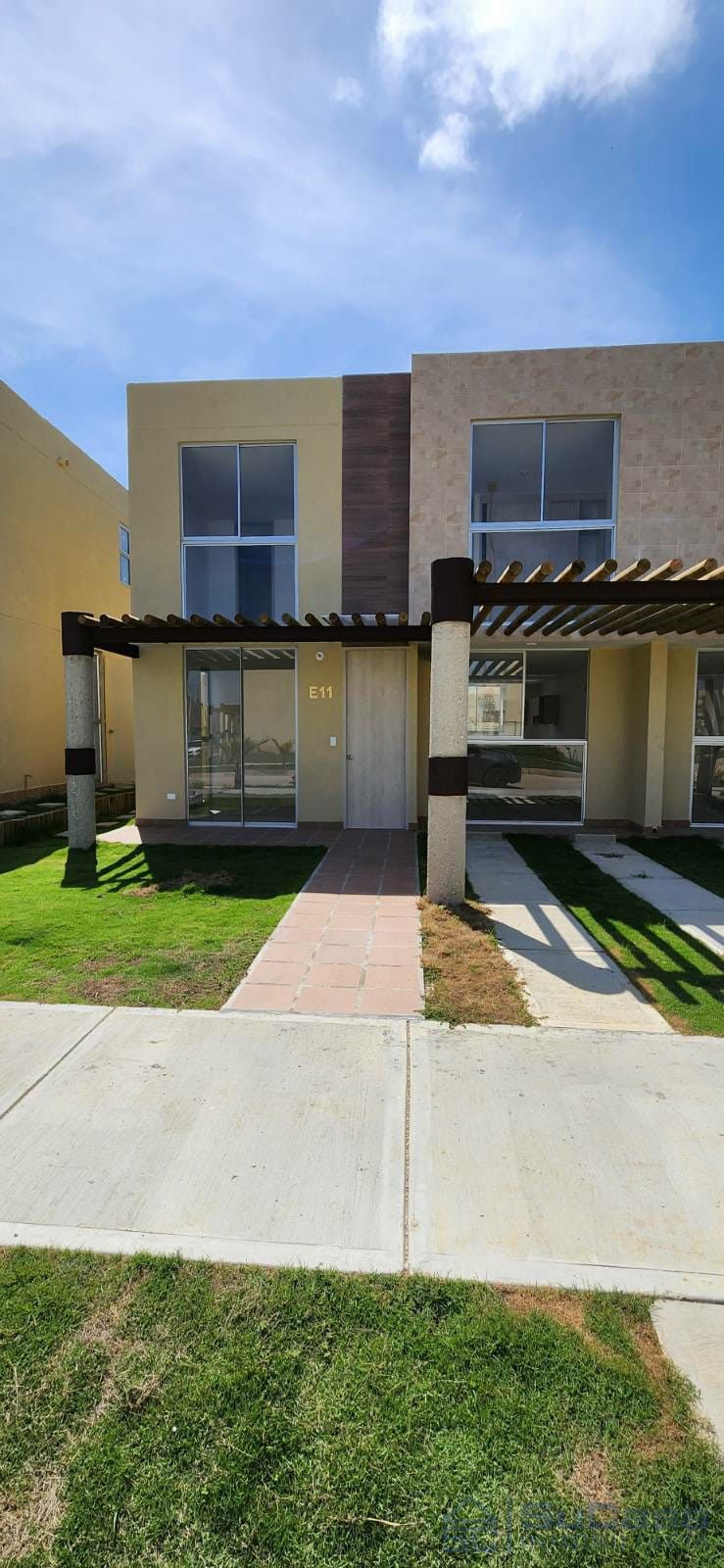 Casa en arriendo o venta Bolívar Cartagena Cartagena 100 m2 Habitaciones 3 Baños 3 Garajes 1 Precio venta $540000000 Precio arriendo $3300000