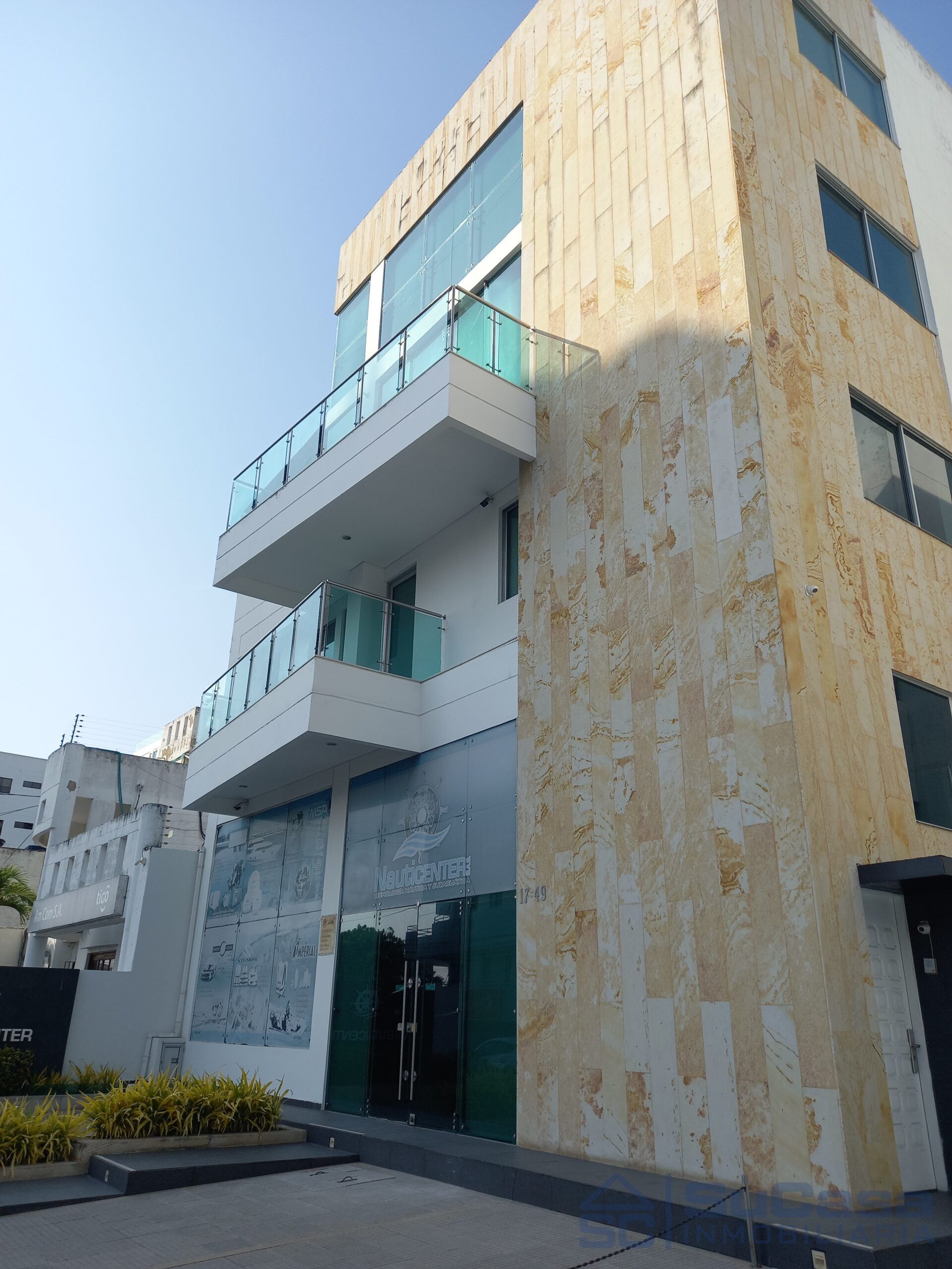 Edificio en venta Bolívar Cartagena Manga 1050 m2 Habitaciones 3 Baños 7 Garajes 4 Precio $2147483647