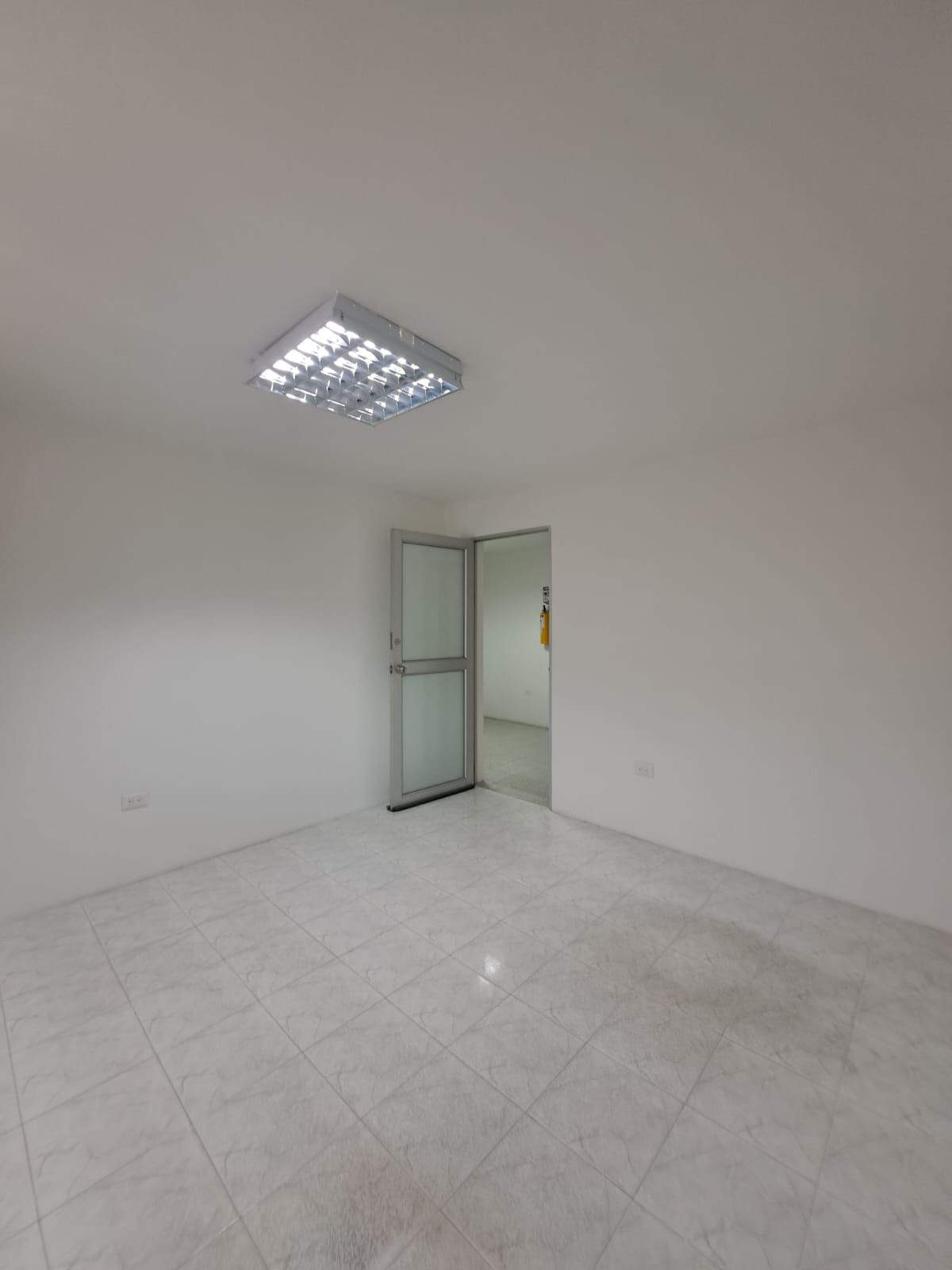 Oficina en arriendo Bolívar Cartagena Cartagena 12 m2 Habitaciones 0 Baños 1 Garajes 0 Precio $1650000