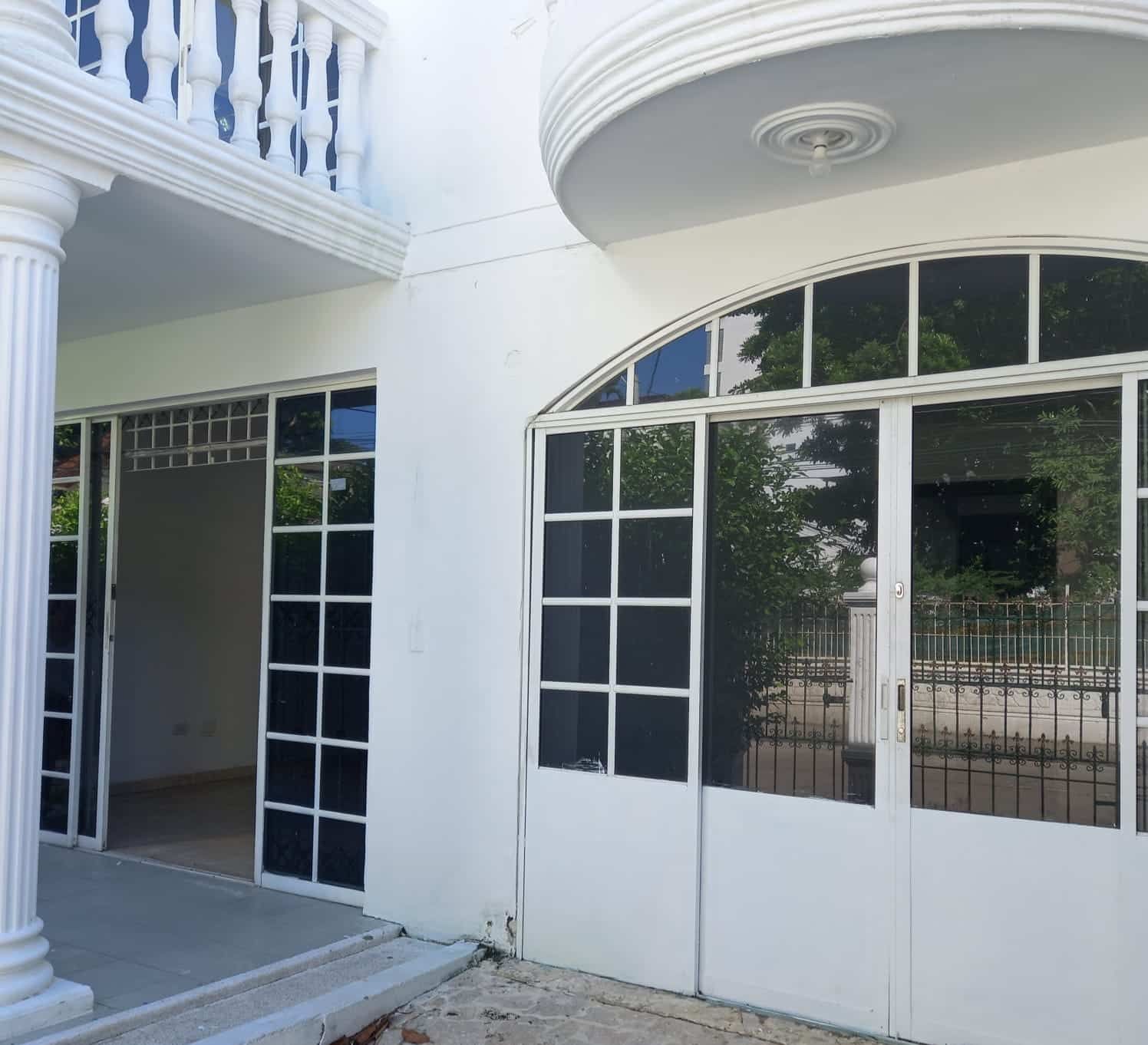 Casa en venta Bolívar Cartagena Manga 160 m2 Habitaciones 5 Baños 4 Garajes 2 Precio $1050000000