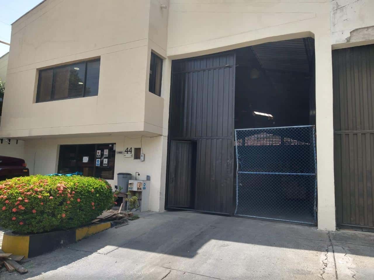 Bodega en venta Bolívar Cartagena Br Simon Bolivar 450 m2 Habitaciones 0 Baños 4 Garajes 0 Precio $1250000000