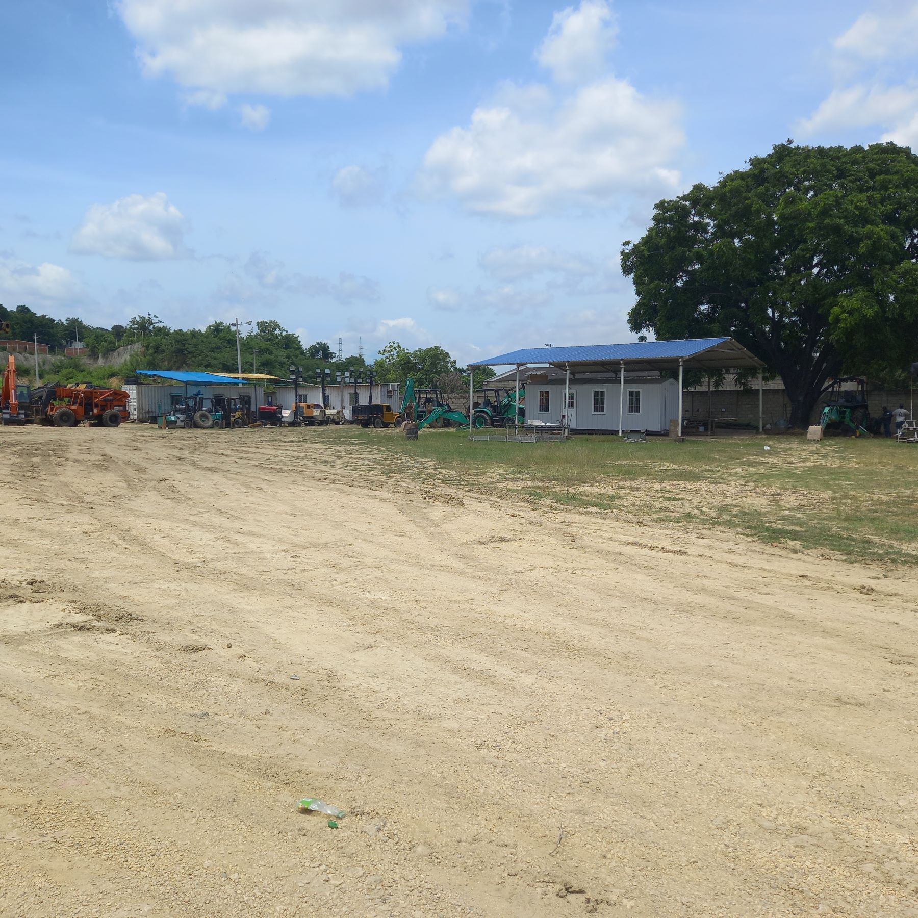 Lote en arriendo o venta Bolívar Cartagena Albornoz 100 m2 Habitaciones 0 Baños 0 Garajes 0 Precio venta $2147483647 Precio arriendo $30000000