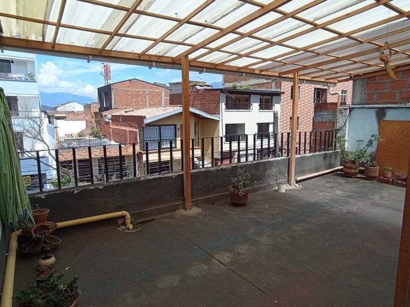 Apartamento en venta Antioquia Medellín San Bernardo 98 m2 Habitaciones 3 Baños 1 Garajes 0 Precio $320000000