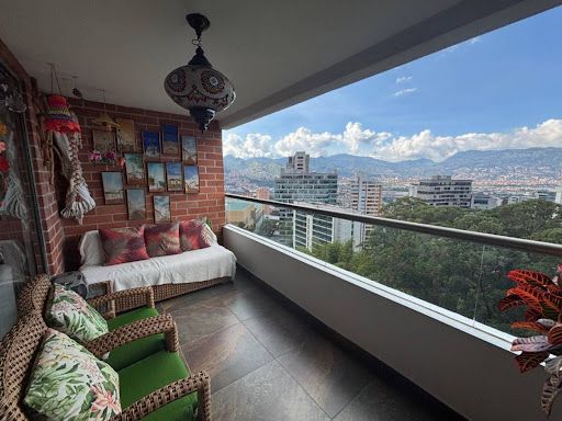 Apartamento en venta Antioquia Medellín Los Balsos No2 174 m2 Habitaciones 3 Baños 3 Garajes 2 Precio $1450000000