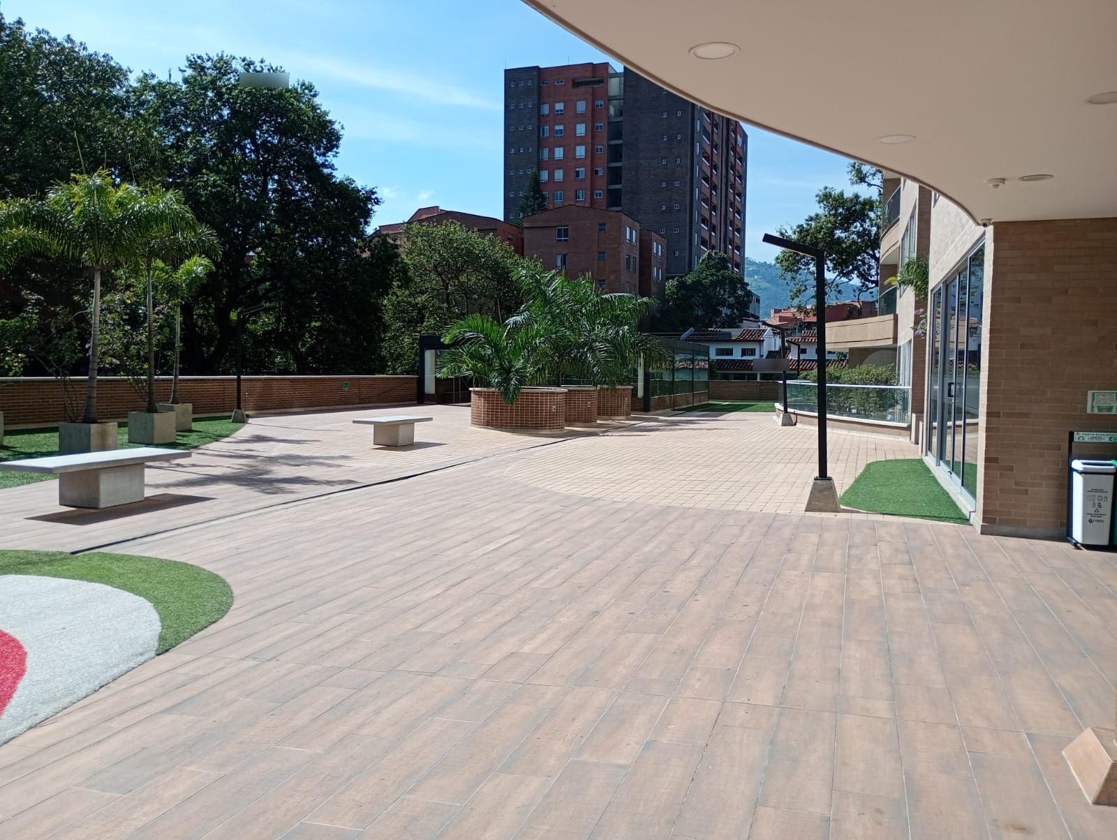 Apartamento en venta Antioquia Envigado Pontevedra 140 m2 Habitaciones 3 Baños 3 Garajes 2 Precio $1420000000