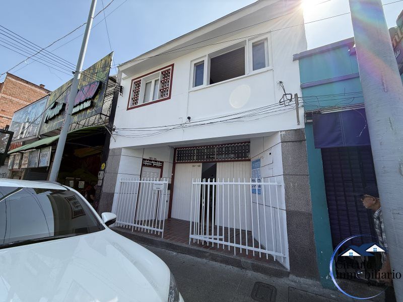 Local en arriendo Antioquia Envigado El Dorado 536 m2 Habitaciones 0 Baños 5 Garajes 0 Precio $32000000