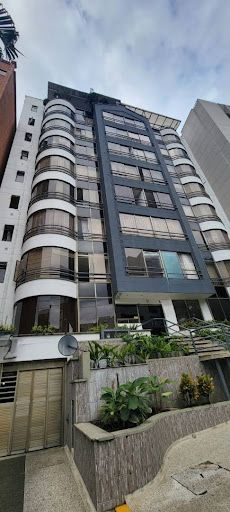 Apartamento en arriendo Risaralda Pereira Pinares De San Martin 113 m2 Habitaciones 2 Baños 3 Garajes 1 Precio $3800000